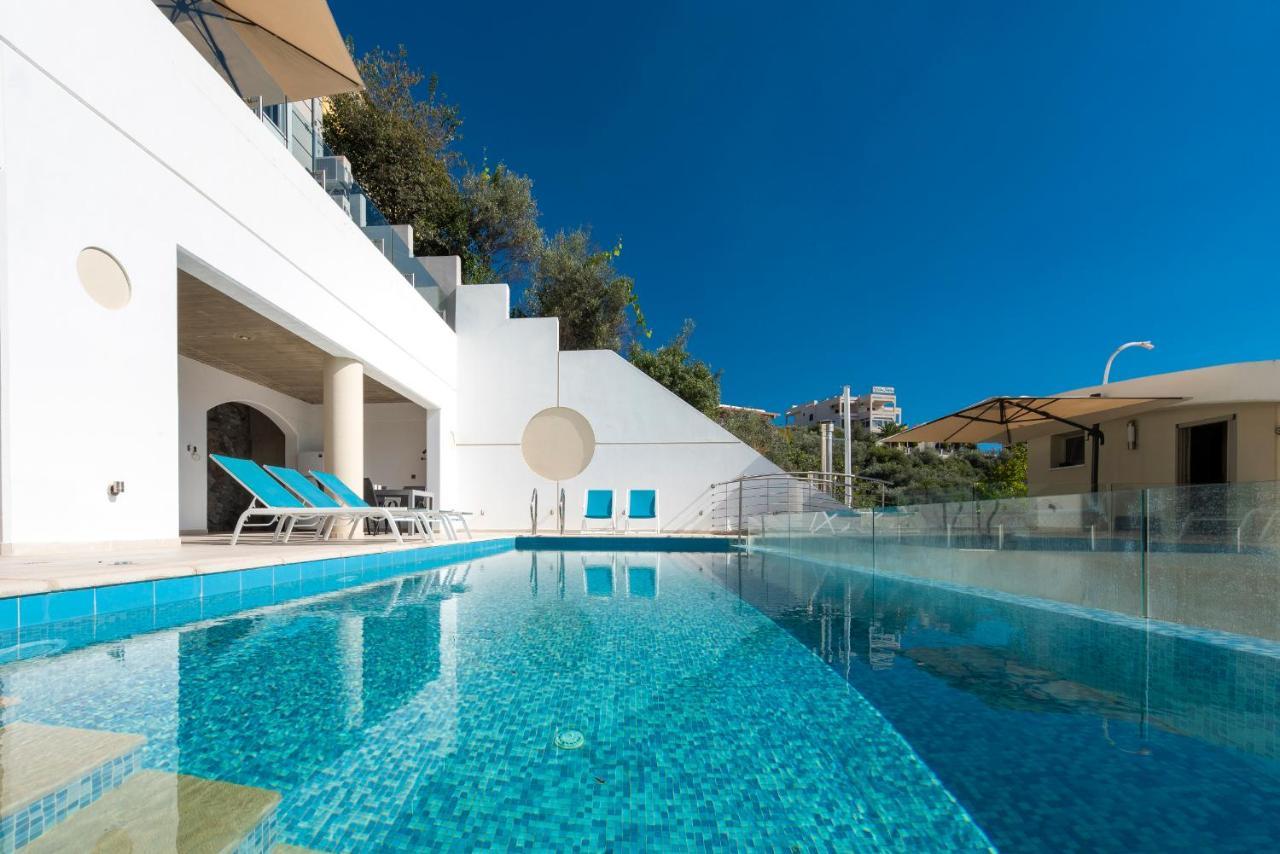 Villa Evian PalaiónTsiflíkion エクステリア 写真